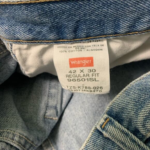 Wrangler Men’s Denim Jeans Size 42 x 30 - Picture 4 of 5